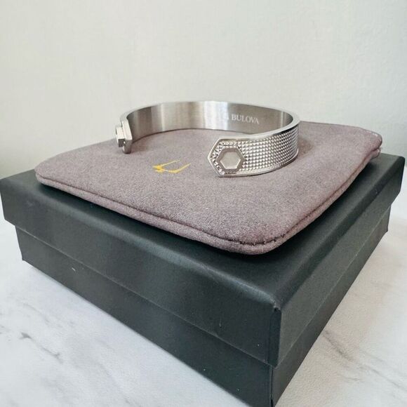 Bulova Precisionist Open Cuff‎ Bracelet, Knurled Texture Design, Silver, NWT - Picture 11 of 16
